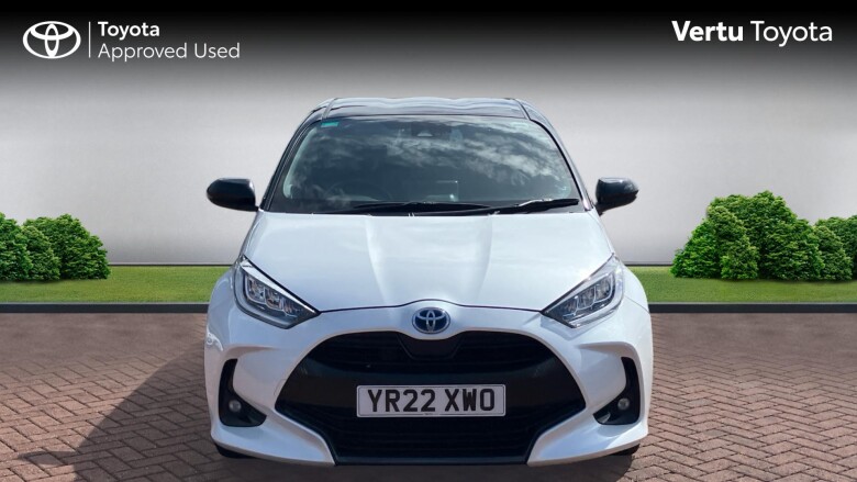 Toyota Yaris 1.5 Hybrid Dynamic 5dr CVT Hybrid Hatchback